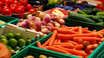 أسعار الخضروات والفاكهة في سوق العبور 13-5-2026