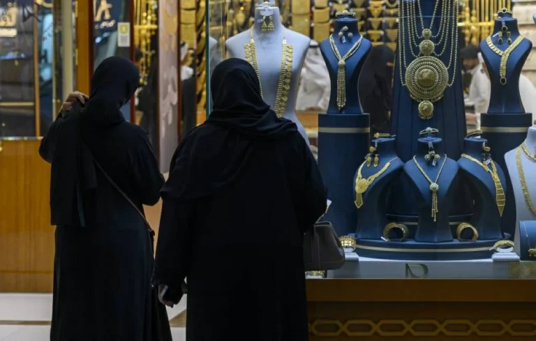 أسعار الذهب اليوم في السعودية الجمعة 1 مايو 2026.. عيار 24 الآن : CNN الاقتصادية