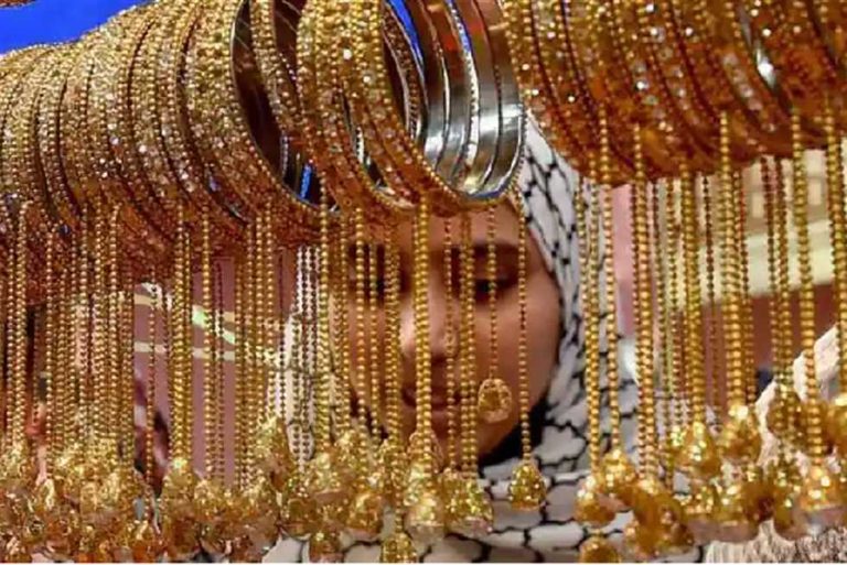 أسعار الذهب تنخفض مساء اليوم 8 مايو 2026