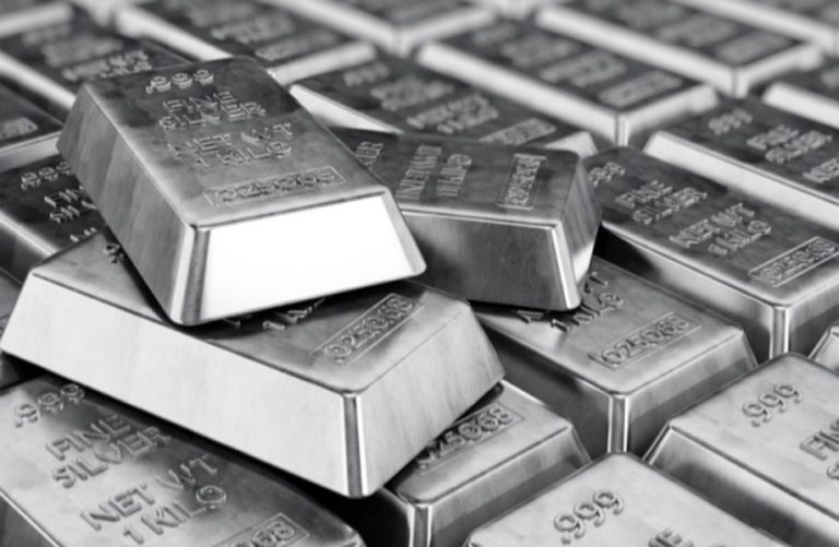 أسعار الفضة تهبط 3.6% في مصر