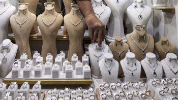 أسعار الفضة في مصر اليوم الجمعة.. ما مصير المعدن “الأبيض”؟