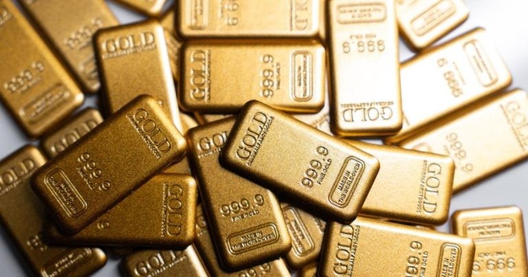 ارتفاع أسعار الذهب مع تراجع الدولار