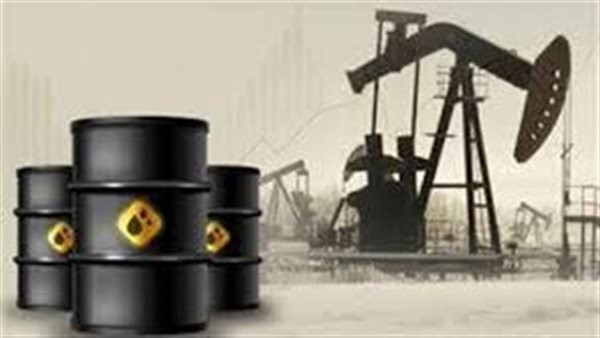 ارتفاع أسعار النفط وأعضاء أوبك يدرسون زيادة الإنتاج