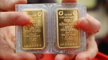 ارتفعت أسعار الذهب بشكل طفيف صباح يوم 30 مايو، حيث زادت أسعار سبائك الذهب من شركة SJC بمقدار 500,000 دونغ فيتنامي للأونصة.