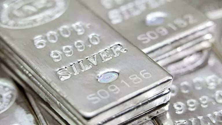 استقرار أسعار الفضة محليا عند 131.12 جنيه والأوقية عند 80.39 دولار