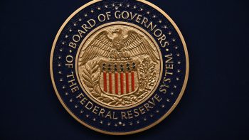  الأسواق تتوقع رفع سعر الفائدة الأميركية في هذا التاريخ