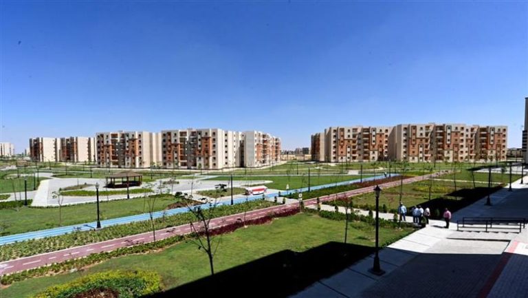 «الإسكان» تتيح كراسة شروط تنفيذ وحدات منخفضي الدخل للشركات ضمن «سكن لكل المصريين» (مستند)