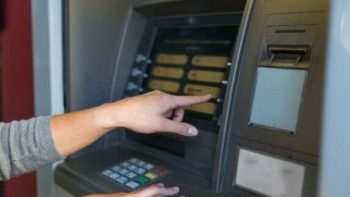 الإقبال على ماكينات الصراف الآلي يوجه البنوك بإعادة التغذية أكثر من مرة – الأسبوع