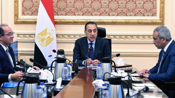 الحكومة المصرية تتحول إلى السيارات الكهربائية | اقتصاد