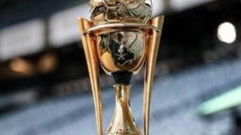 الخلود ضد الهلال.. تابع الآن مباراة الهلال والخلود مجاناً في نهائي كأس خادم الحرمين الشريفين