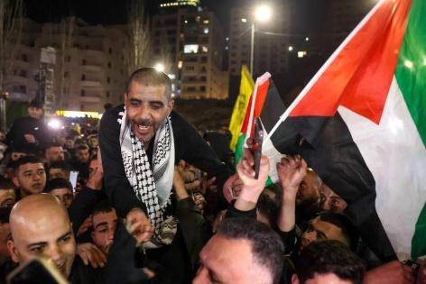الزبيدي يعلن عبر راية موعد صرف رواتب أسر الشهداء والجرحى
