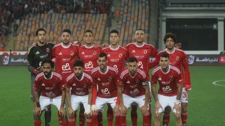 القنوات الناقلة لمباراة الأهلي والزمالك.. «اظبط التردد واتفرج ببلاش»