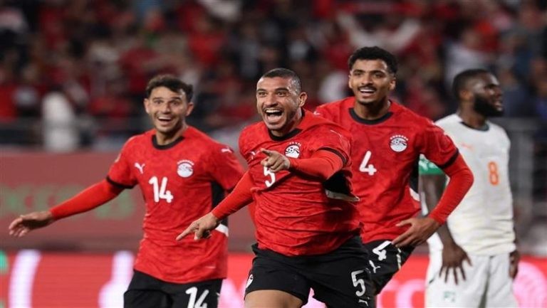 الموعد والقنوات المجانية الناقلة لمباراة مصر وروسيا.. شجع المنتخب