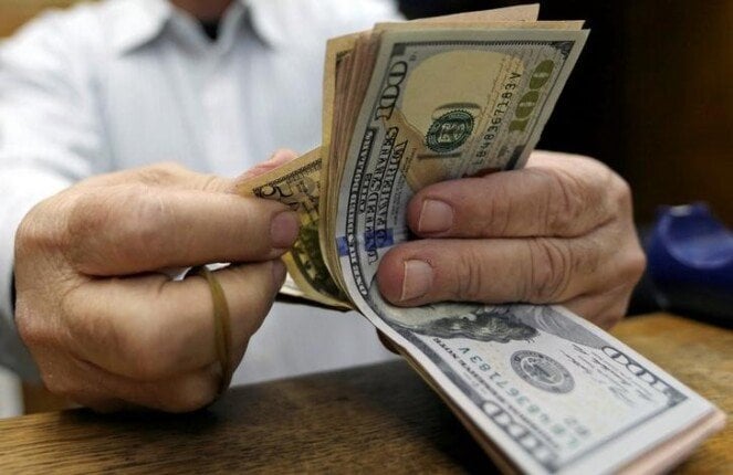 الودائع بالعملة الأجنبية في البنوك التجارية المصرية تحلق أعلى 65 مليار دولار