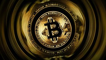انخفاض أسعار العملات المشفرة إلى أدنى مستوى لها منذ أكثر من شهر