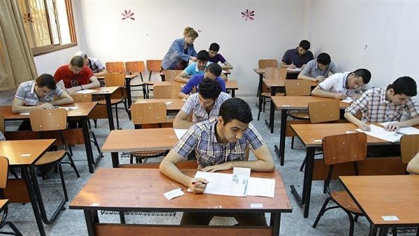 انطلاق امتحانات آخر العام لصفوف النقل للمواد غير المضافة غدًا