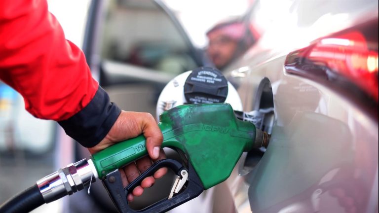 بعد الارتفاعات العالمية.. سعر البنزين والسولار في مصر اليوم