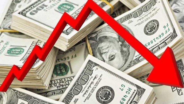 بعد التراجع الكبير.. سعر الدولار اليوم الخميس في جميع البنوك
