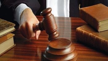 بعد قليل.. أولى جلسات محاكمة المتهمين بقتل شاب ودفنه داخل منزلهم بأطفيح – الأسبوع