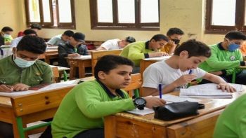 تبدأ اليوم بالمواد غير المضافة.. المواعيد الكاملة لامتحانات النقل من الابتدائي للثانوي