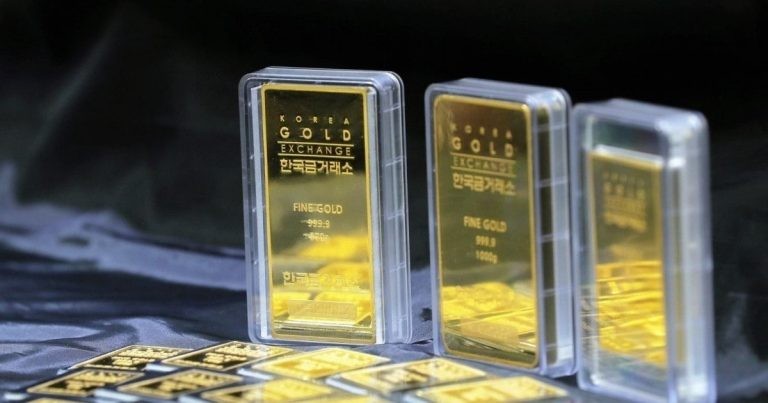 تحديث أسعار الذهب بعد ظهر اليوم، 28 مايو 2026: انخفضت أسعار خواتم الذهب الخالص وسبائك الذهب بأكثر من 3 ملايين دونغ فيتنامي للأونصة.