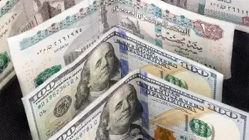 تراجع سعر الدولار مقابل الجنيه المصري مع بداية تعاملات الأسبوع