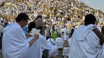 تردد قناة مكة 2026 الجديد على نايل سات HD لمتابعة تكبيرات عيد الأضحى مباشرة