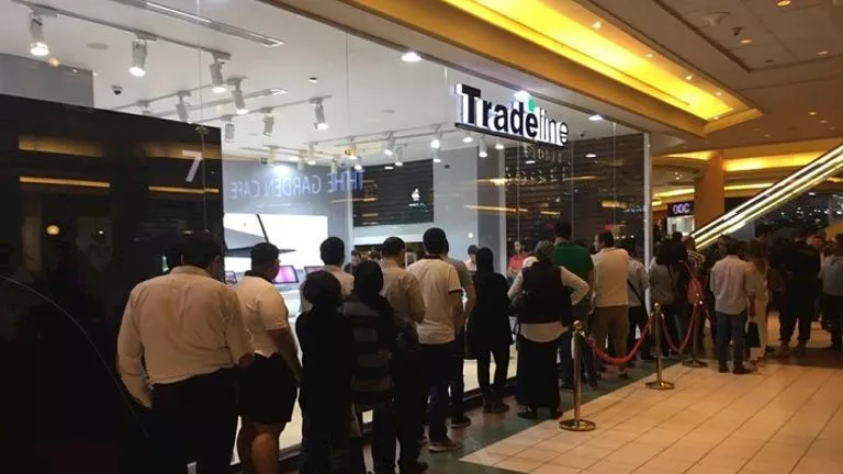 تريدلاين توضح أسباب التغيرات المستمرة في أسعار هواتف آيفون داخل مصر