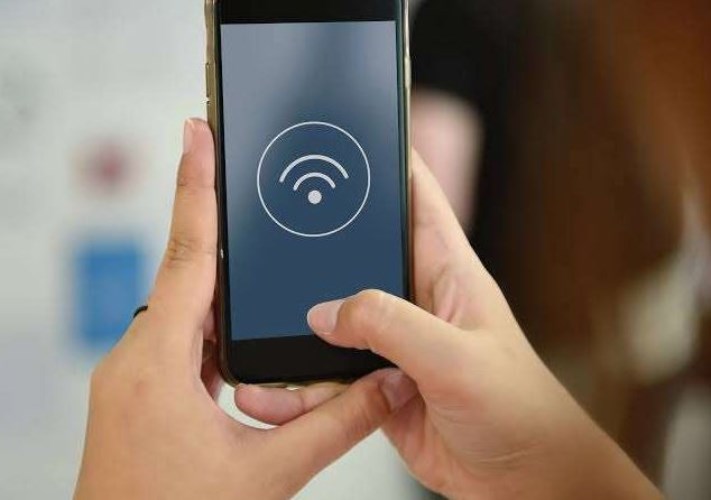 توقعات بانعكاس زيادة أسعار خدمات الاتصالات على نتائج أعمال الشركات خلال الربع الثالث