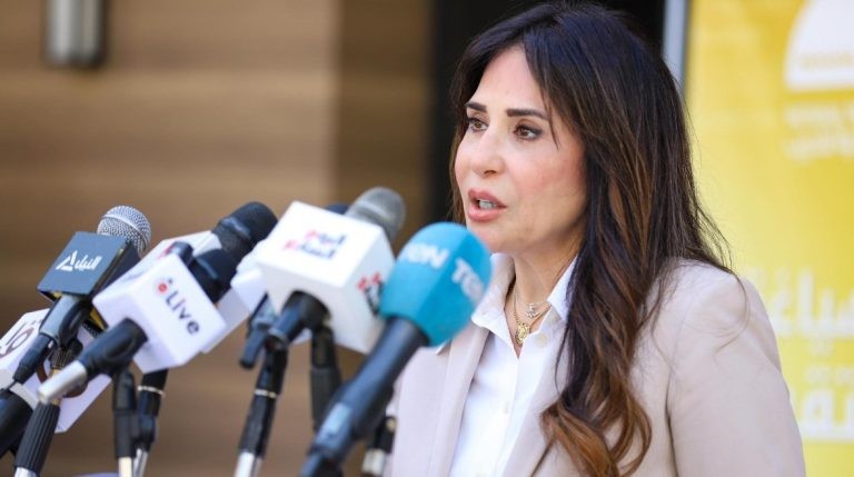 خلال عيد الأضحى.. وزيرة الإسكان توجه برفع درجة الاستعداد بالمدن الجديدة