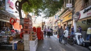 درب البرابرة أقدم سوق سبوع في مصر.. كله في مكان واحد والسعر على قد الإيد