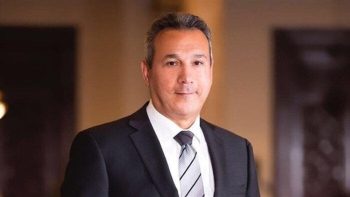 رئيس اتحاد بنوك مصر يكشف تفاصيل التعامل مع أزمة السحب من ماكينات الصراف الآلي