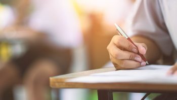 رسميًا.. موعد تسليم أرقام جلوس الثانوية العامة 2026 للطلاب