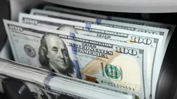 الدولار يحافظ على استقراره أمام الجنيه في عطلة البنوك بعد تراجعات ملحوظة