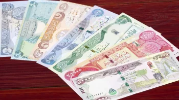 هدوء حذر في تداولات الدولار مقابل الدينار العراقي بالسوق السوداء