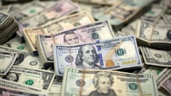 سعر الدولار مقابل الجنيه المصري يتراجع في البنوك بمنتصف تعاملات اليوم الثلاثاء