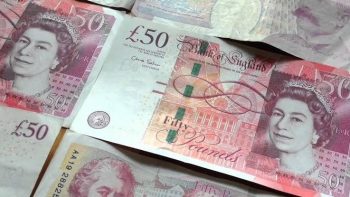سعر العملات الأجنبية مساء ثاني أيام العيد.. الدولار بـ52.21 حنيه و اليورو يسجل 60.79 جنيه