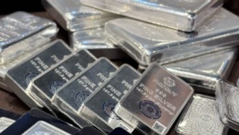 سعر الفضة اليوم، 15 مايو 2026: يستقر عند مستويات عالية.