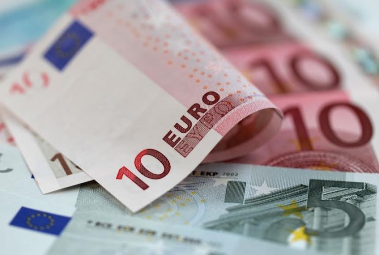سعر اليورو يرتفع مقابل الجنيه في نهاية تعاملات اليوم