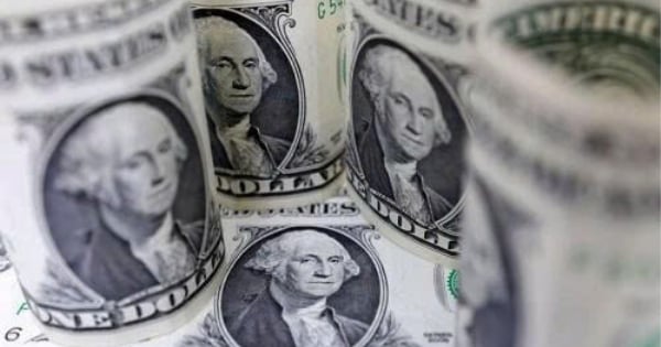 سعر صرف الدولار الأمريكي اليوم، 10 مايو 2026: يستمر في الانخفاض بشكل حاد في جميع المجالات.