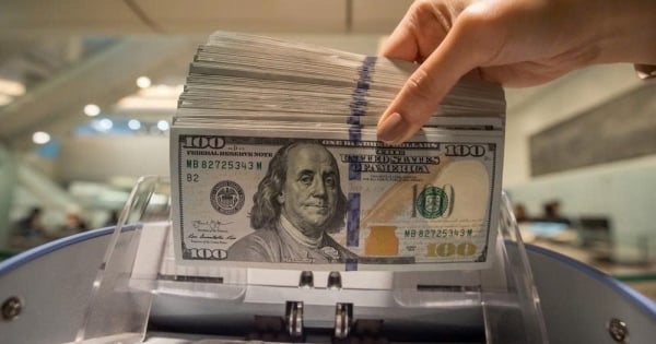 سعر صرف الدولار الأمريكي اليوم، 17 مايو 2026: لا يزال مرتفعاً.