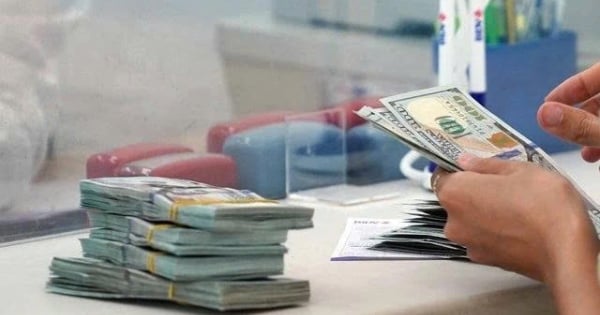 سعر صرف الدولار الأمريكي اليوم، 20 مايو 2026: انخفاض سعر صرف الدولار الأمريكي في السوق السوداء، بينما يبقى السعر العالمي مرتفعاً.