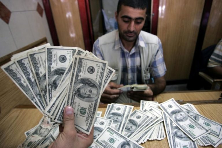 سعر صرف الدولار اليوم السبت 2 مايو 2026 في البنوك