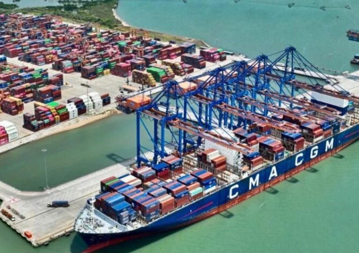 شركة CMA CGM تعلن رسوم جديدة على أسعار النوالين للشحنات من المتوسط إلى موانئ الشرق الأقصى