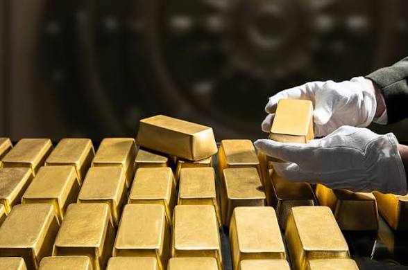 "غولدمان" يتوقع تعافي سعر الذهب مع تكثيف البنوك المركزية لمشترياتها