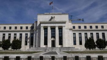 فيدرالي نيويورك: ارتفاع أسعار الوقود يضغط على الأسر محدودة الدخل