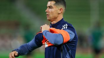 ما القنوات الناقلة لمباراة النصر ونيوم في دوري روشن السعودي 2025-2026؟ وكيف تشاهدها عبر الإنترنت؟