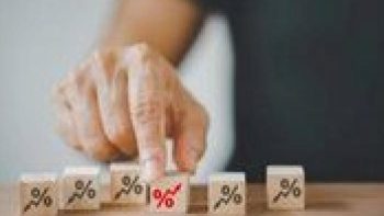 ماذا ينتظر المصريون.. توقعات قرار الفائدة المرتقب من البنك المركزي المصري