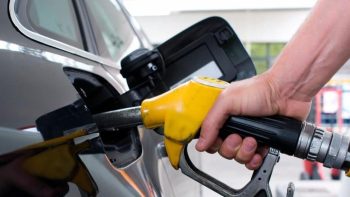 ماليزيا: خفض أسعار التجزئة للبنزين والديزل لمدة أسبوع