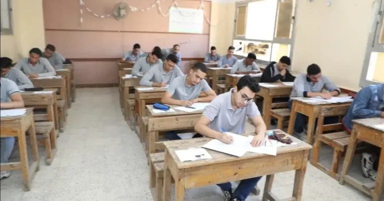 متى تبدأ وتنتهي امتحانات الدبلومات الفنية 2026 لكل الأقسام؟